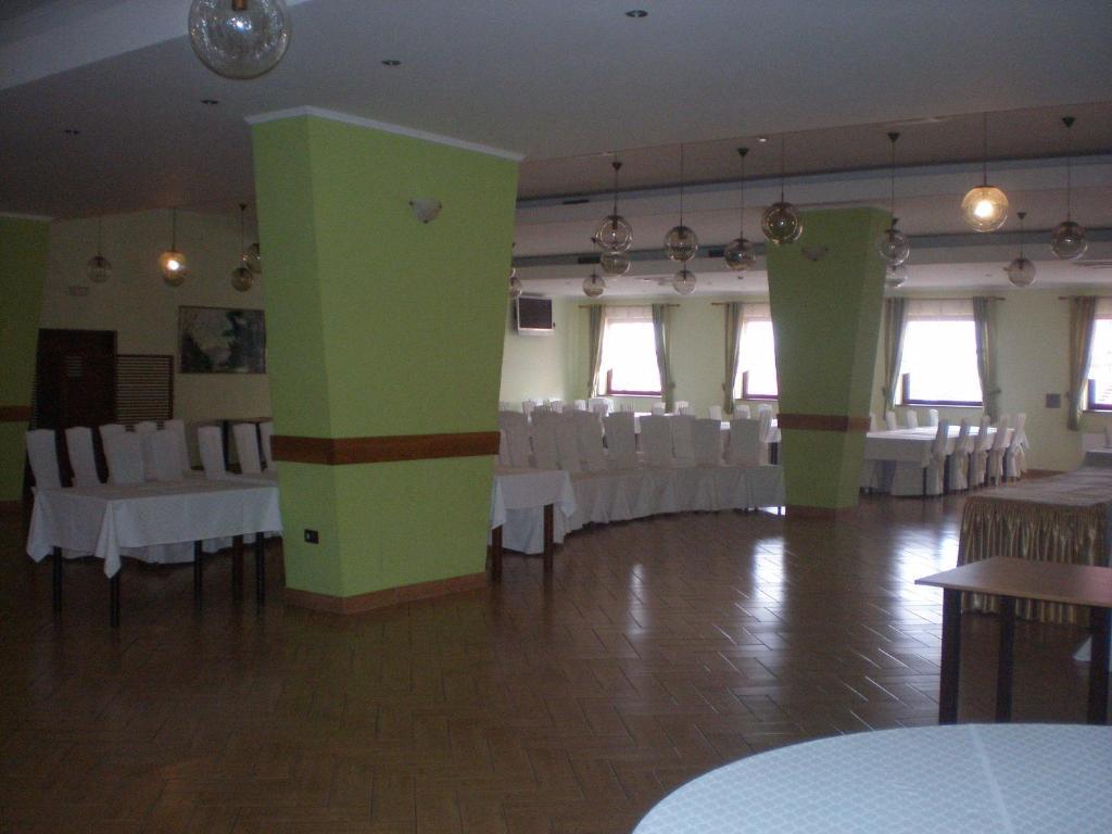 Hotel Picok Ðurđevac المظهر الخارجي الصورة